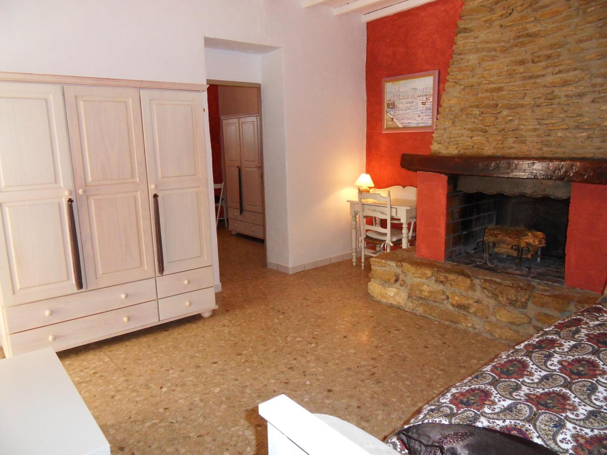 Le Jardin D'Ivana Chambres D'Hotes B&B Avec Piscine Chauffee Oppede Exterior photo