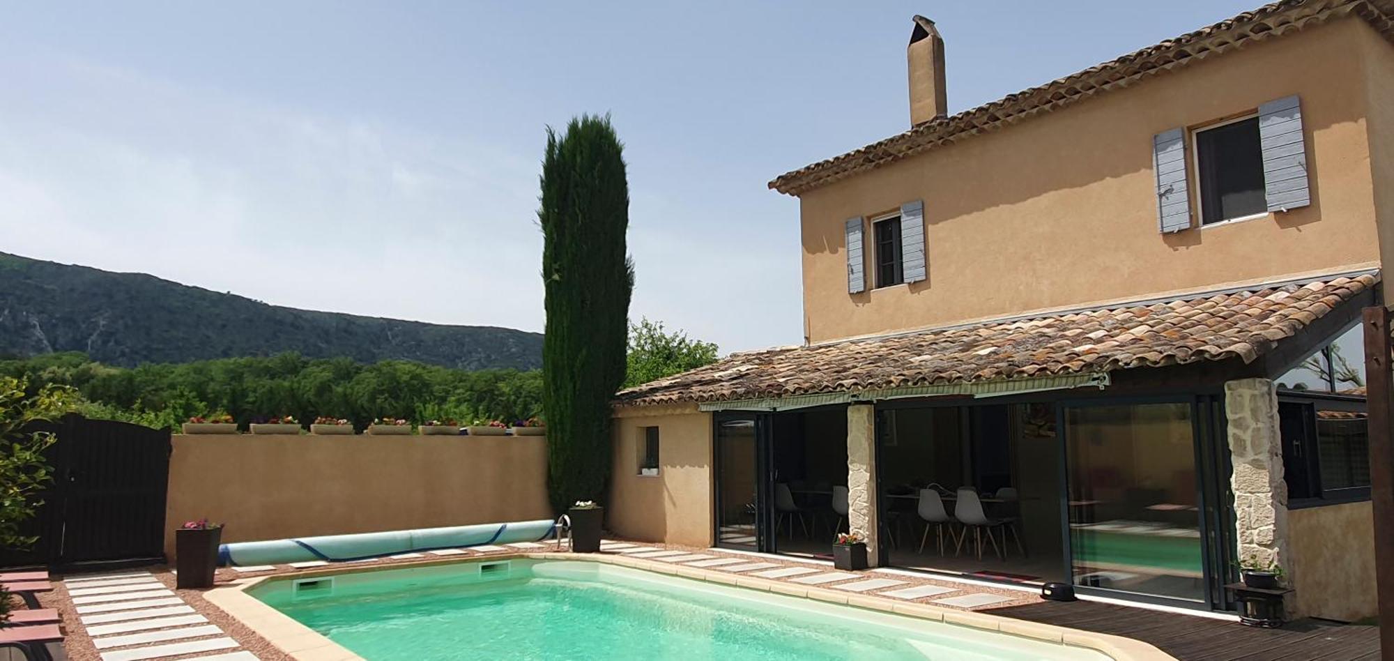 Le Jardin D'Ivana Chambres D'Hotes B&B Avec Piscine Chauffee Oppede Exterior photo